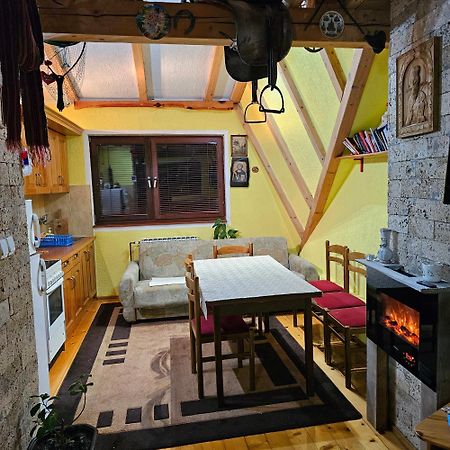 "Athos"Apartment Potkrovlje Βίσεγκραντ Εξωτερικό φωτογραφία